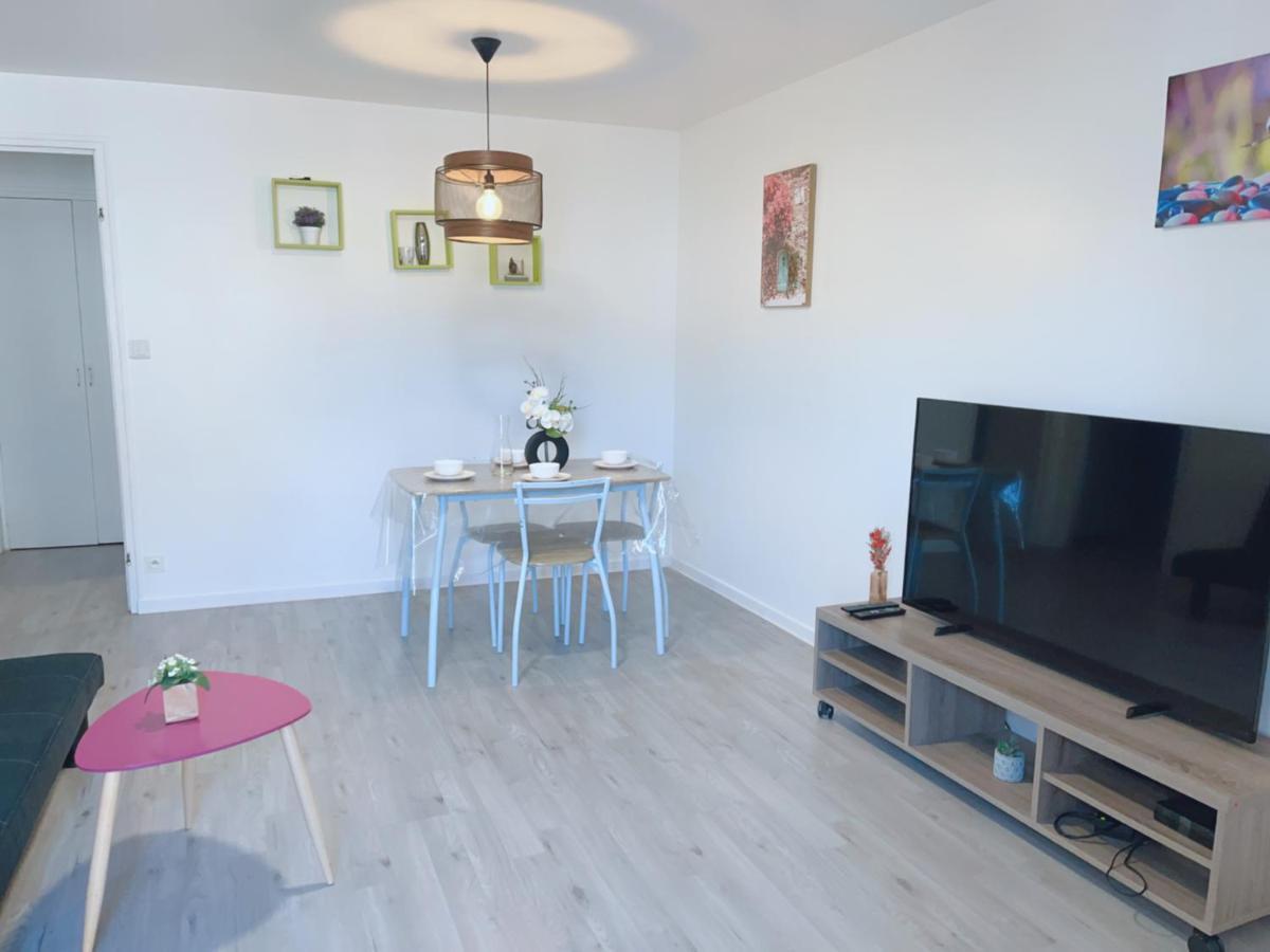 Apt 67M2 Hyper Centre: 2 Chambres, Cuisine Tv Wifi Fontenay-le-Comte Kültér fotó